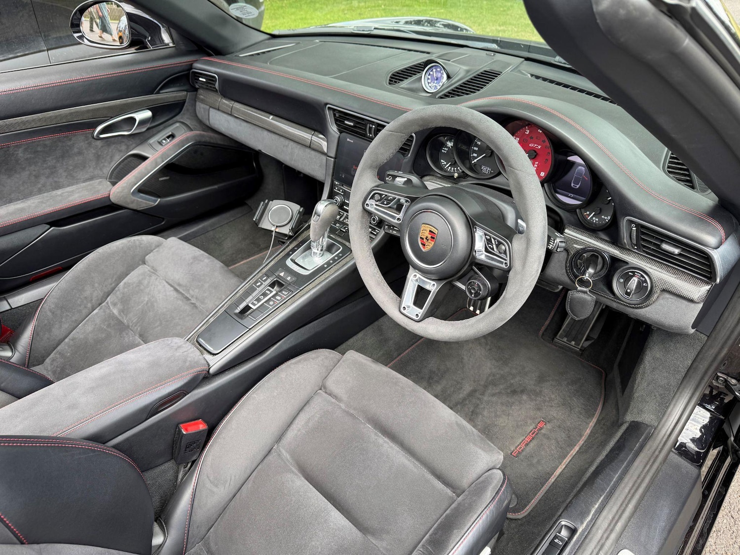 Used Porsche 911 for sale - 76337382: Photo 17