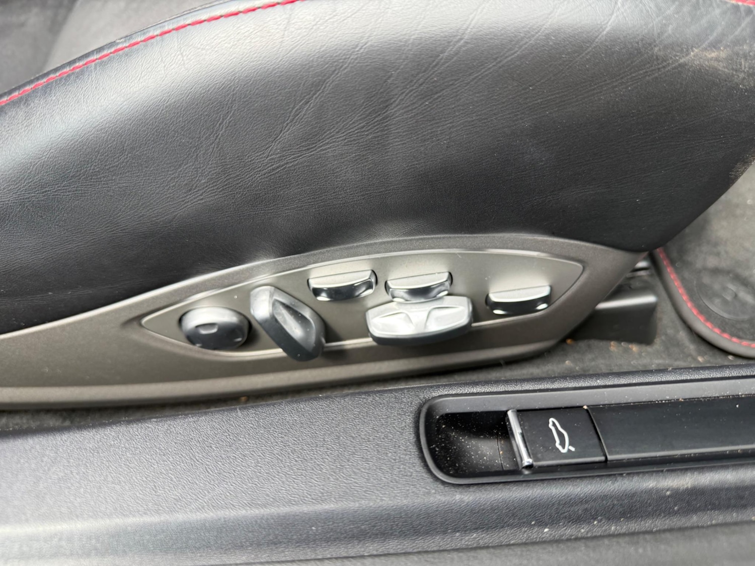 Used Porsche 911 for sale - 76337382: Photo 19