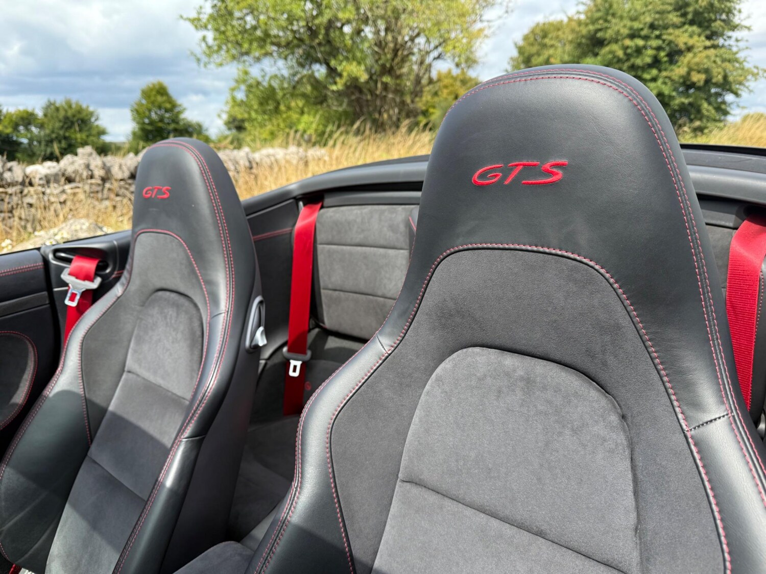 Used Porsche 911 for sale - 76337382: Photo 35