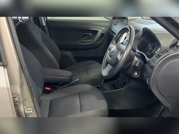 Used Skoda Fabia 2012 for sale - 77057607: Photo