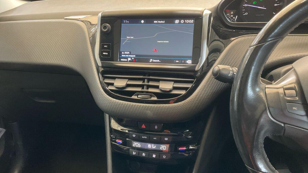 Used Peugeot 2008 2018 for sale - 77925836: Photo 10