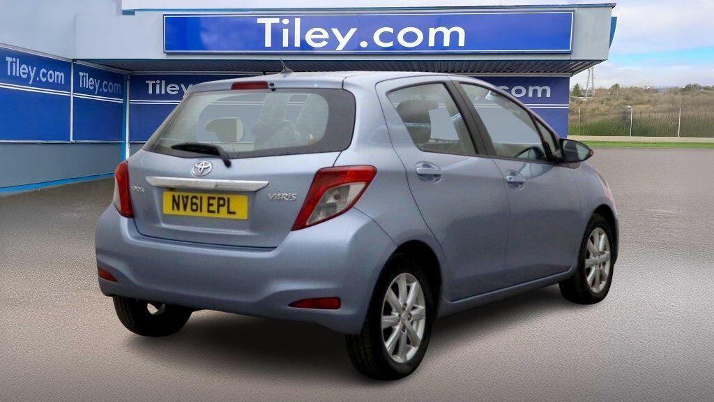 Used Toyota Yaris 2011 for sale - 76671704: Photo 8
