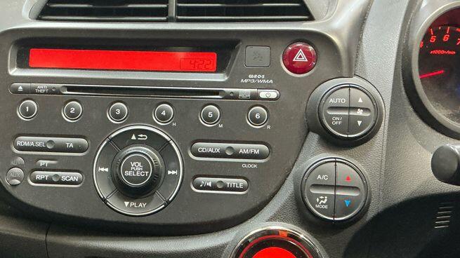 Used Honda Jazz 2015 for sale - 76850101: Photo 10