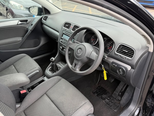 Used Volkswagen Golf 2011 for sale - 76227470: Photo 10