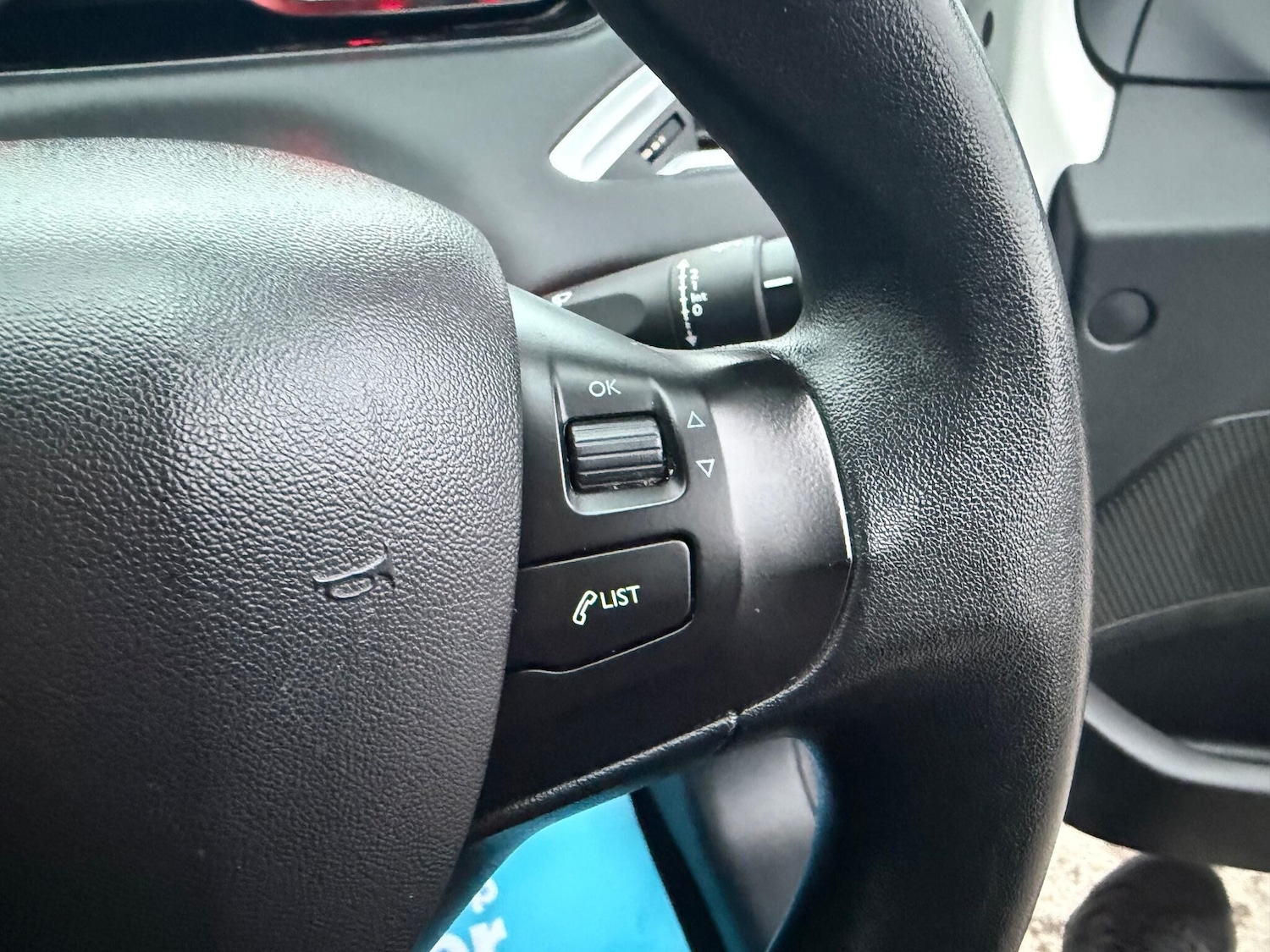 Used Peugeot 208 2014 for sale - 77029231: Photo 16