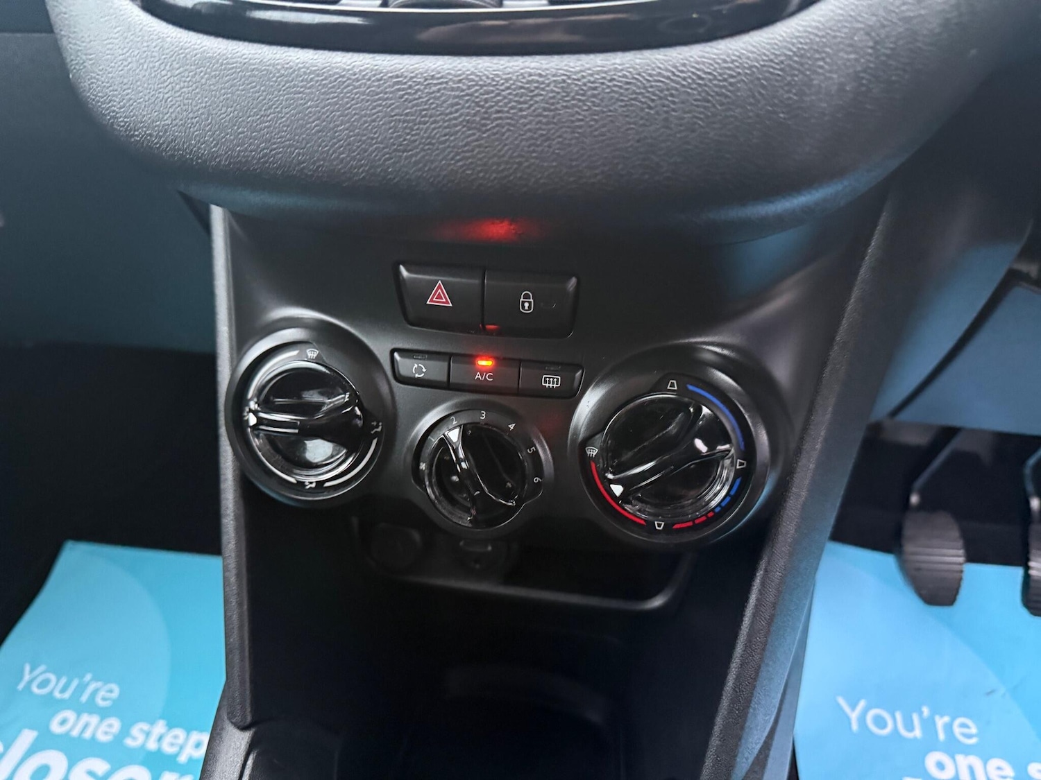 Used Peugeot 208 2014 for sale - 77029231: Photo 20