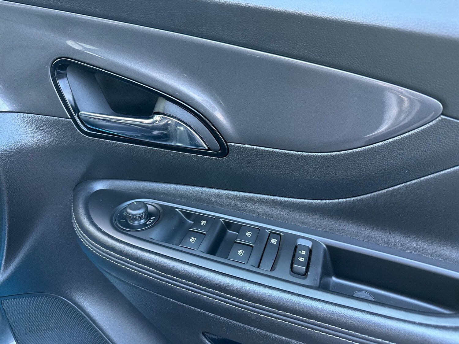 Used Vauxhall Mokka X 2017 for sale - 76780813: Photo 25