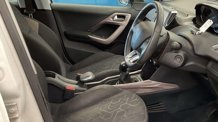 Used Peugeot 2008 2016 for sale - 78071950: Photo 9