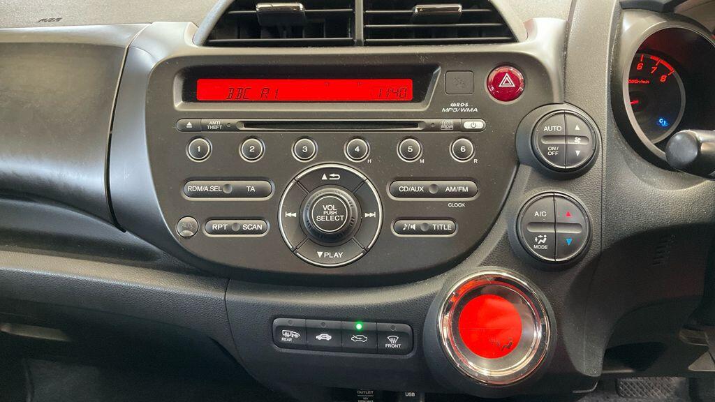 Used Honda Jazz 2014 for sale - 78073127: Photo 10