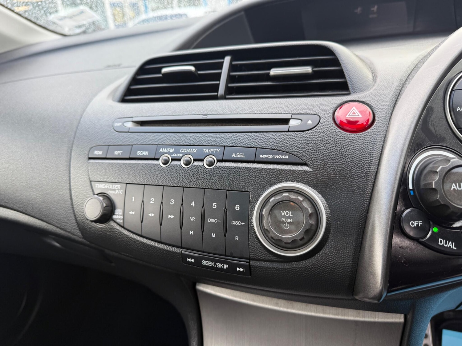 Used Honda Civic 2007 for sale - 76370806: Photo 18