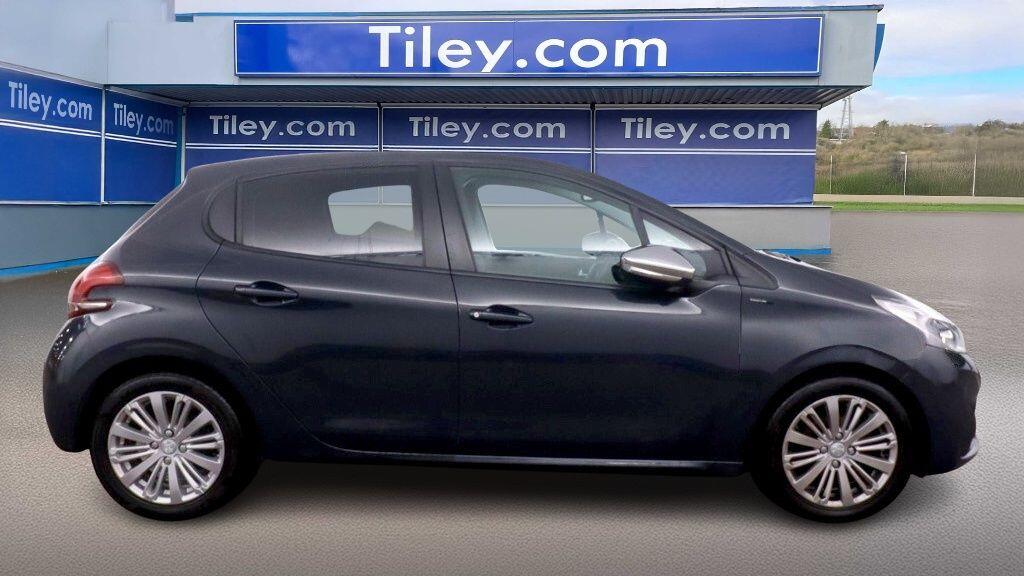 Used Peugeot 208 2019 for sale - 76935999: Photo 5