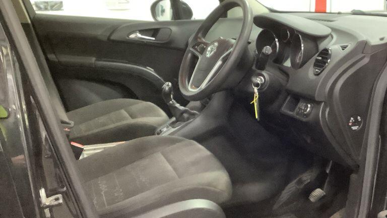 Used Vauxhall Meriva 2015 for sale - 76995375: Photo 9