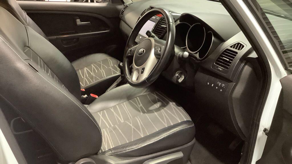 Used Kia Venga 2015 for sale - 77925898: Photo 9