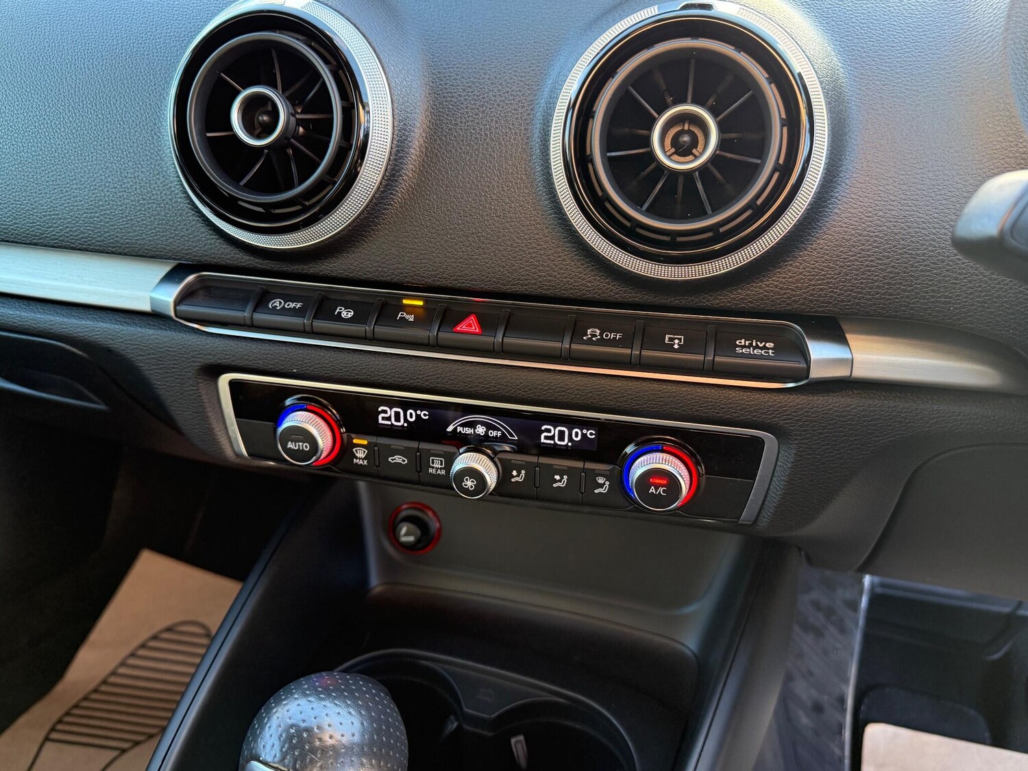 Used Audi A3 2015 for sale - 77098018: Photo 23