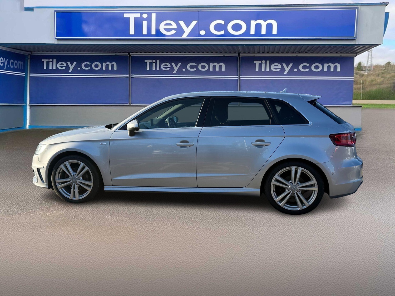 Used Audi A3 2015 for sale - 77098018: Photo 6