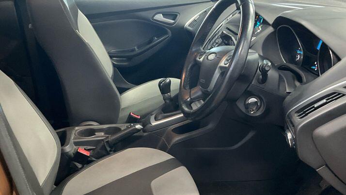 Used Ford Focus 2014 for sale - 76765191: Photo 9