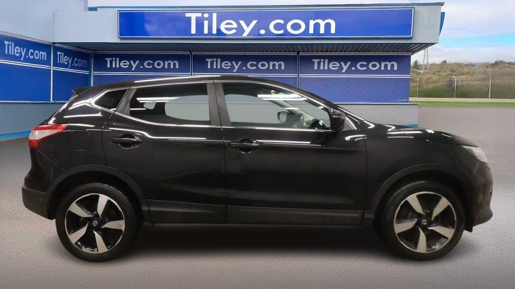 Used Nissan Qashqai 2015 for sale - 77229230: Photo 6