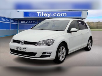 Used Volkswagen Golf 2015 for sale - 76441005: Photo