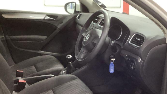 Used Volkswagen Golf 2012 for sale - 77738157: Photo 9