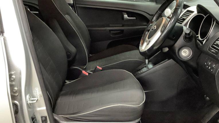 Used Kia Venga 2013 for sale - 77611680: Photo 3