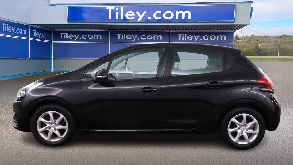 Used Peugeot 208 2017 for sale - 76752691: Photo 5