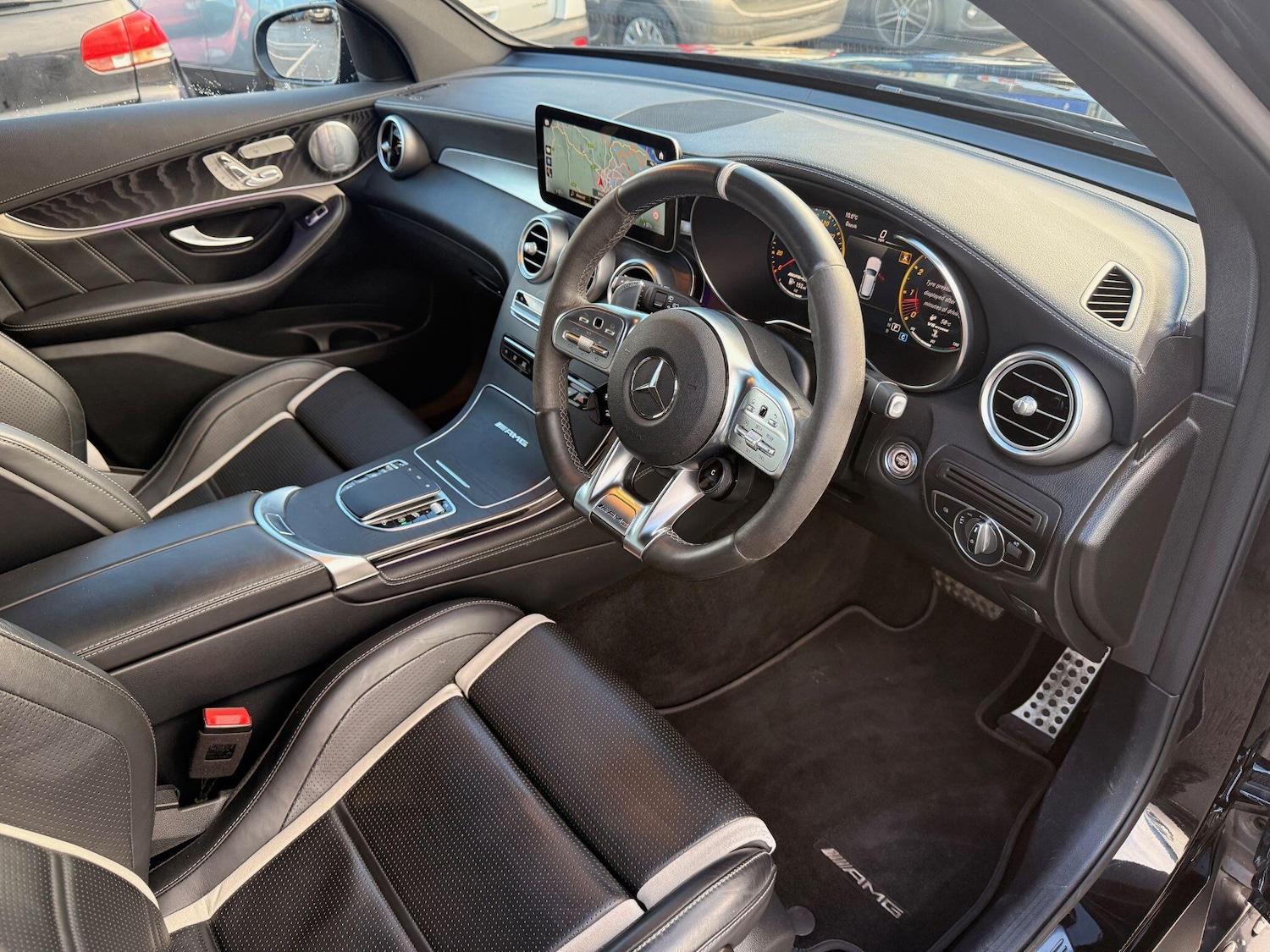 Used Mercedes-Benz GLC 2020 for sale - 76887270: Photo 11