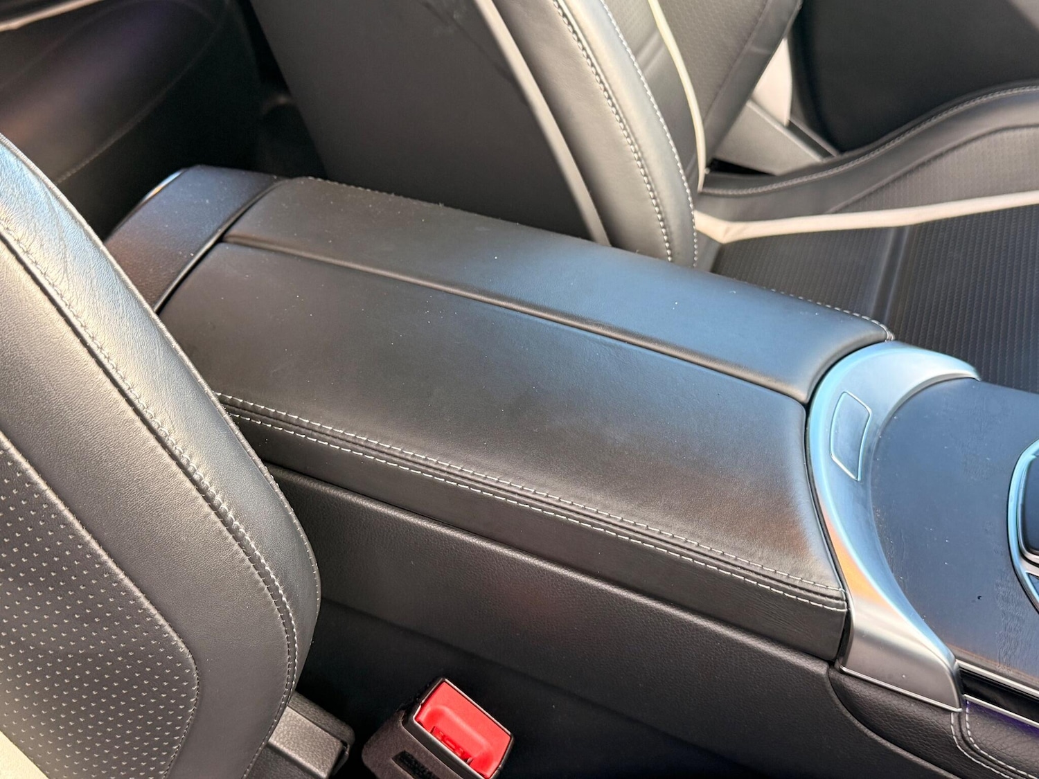 Used Mercedes-Benz GLC 2020 for sale - 76887270: Photo 25