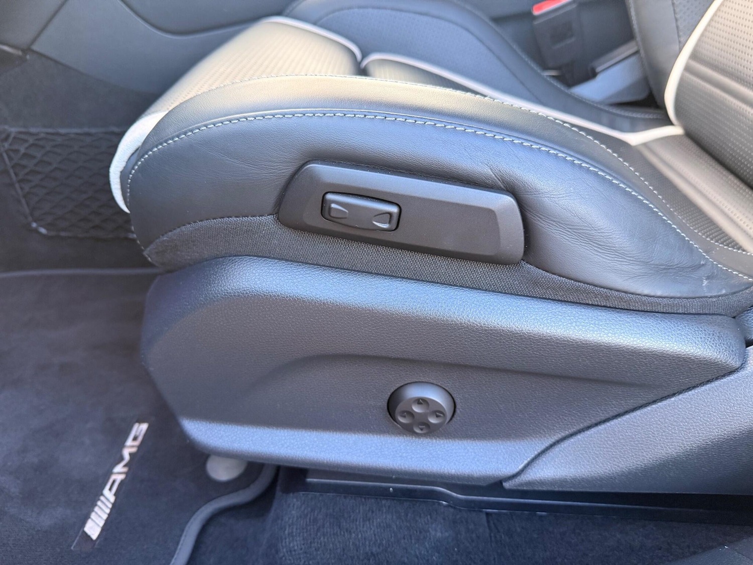 Used Mercedes-Benz GLC 2020 for sale - 76887270: Photo 29