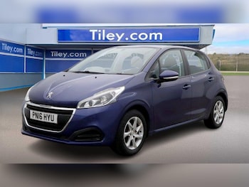 Used Peugeot 208 2016 for sale - 76260263: Photo 3