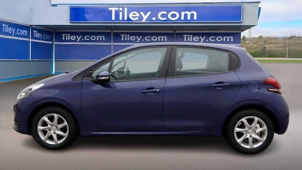 Used Peugeot 208 2016 for sale - 76260263: Photo 5