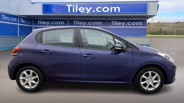 Used Peugeot 208 2016 for sale - 76260263: Photo 6