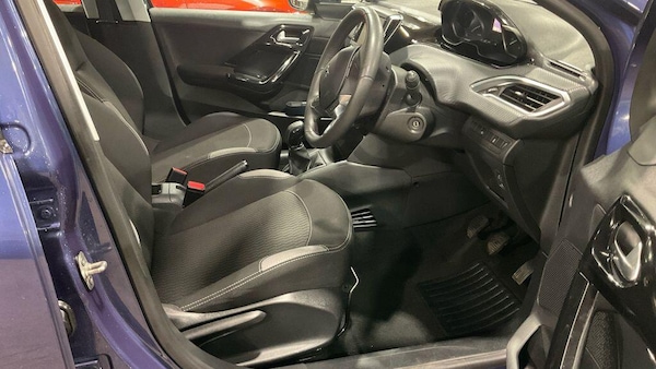 Used Peugeot 208 2016 for sale - 76260263: Photo 9