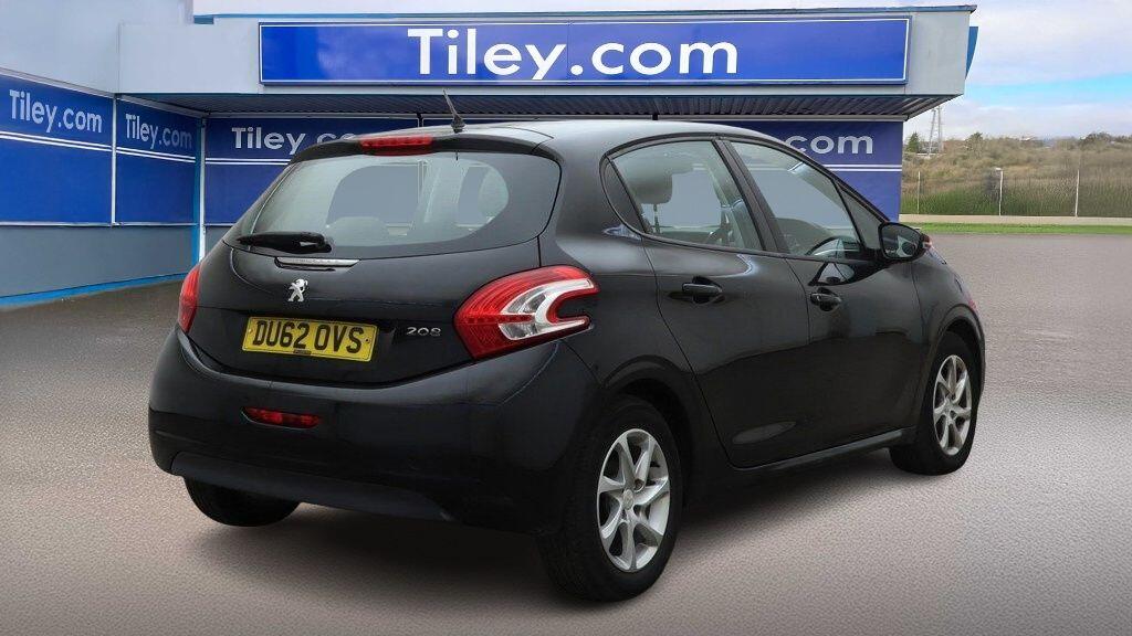 Used Peugeot 208 2012 for sale - 77174953: Photo 8