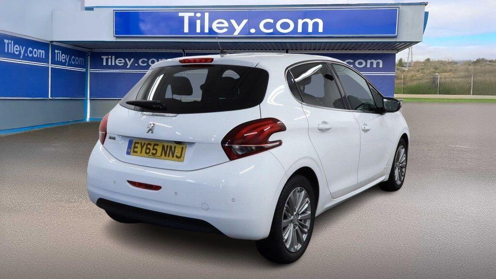 Used Peugeot 208 2015 for sale - 77174951: Photo 8