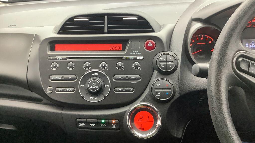 Used Honda Jazz 2012 for sale - 77314572: Photo 10