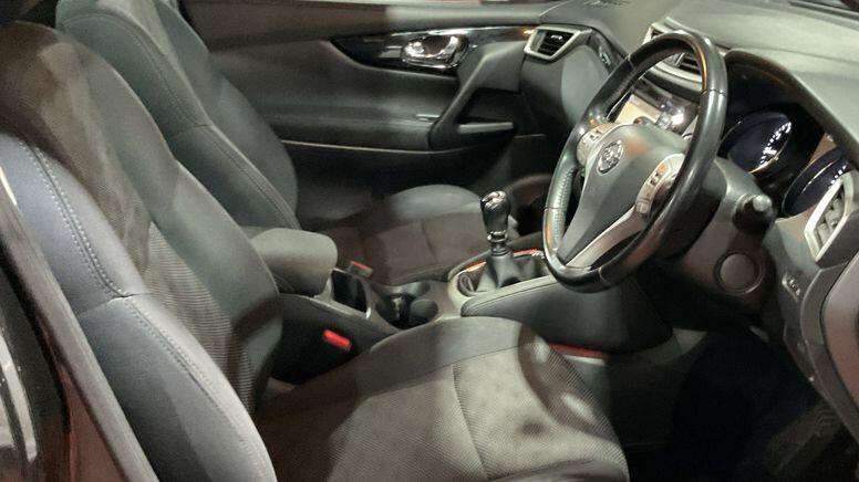 Used Nissan Qashqai 2015 for sale - 77633006: Photo 5