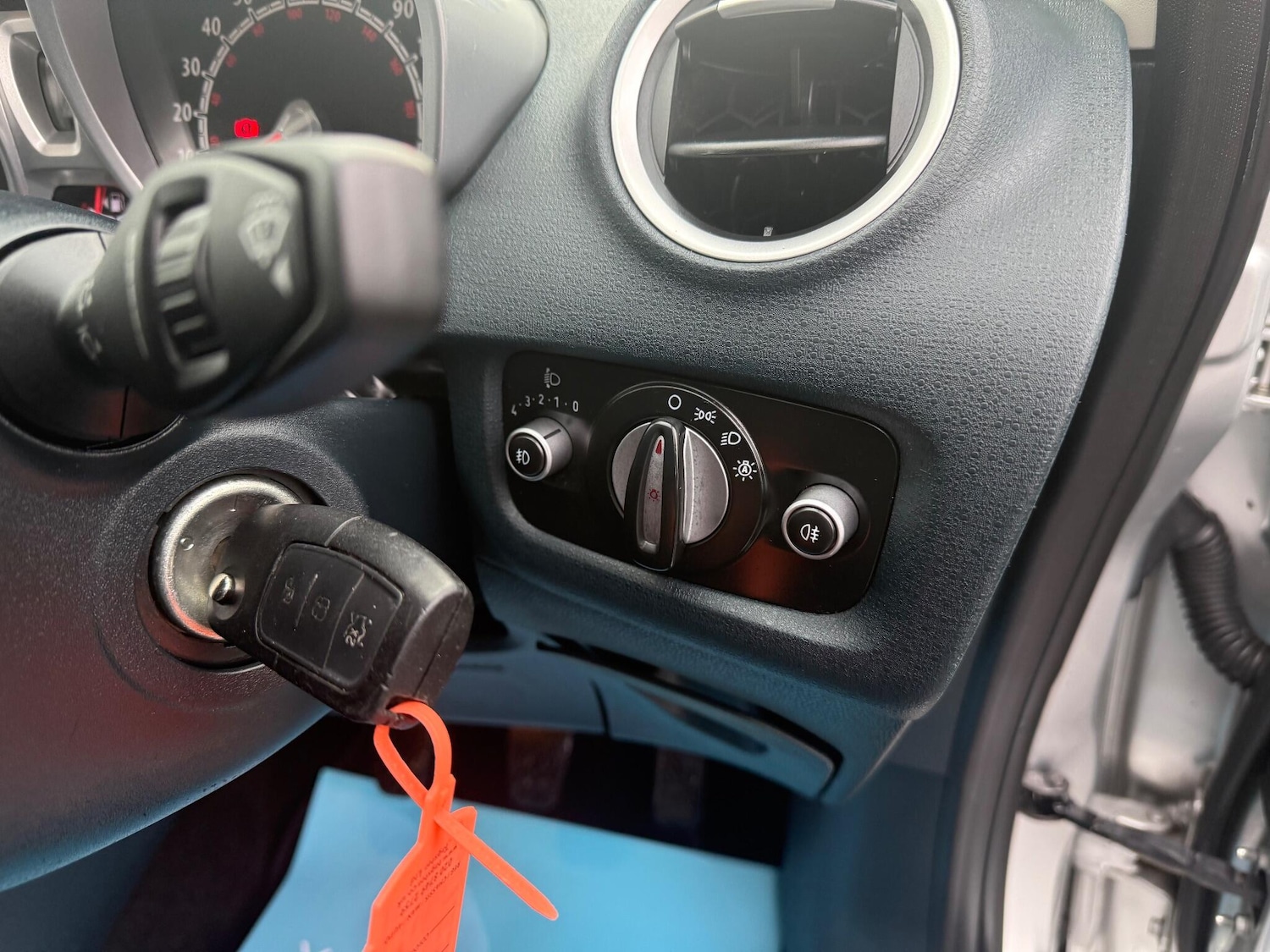 Used Ford Fiesta 2012 for sale - 77155651: Photo 15