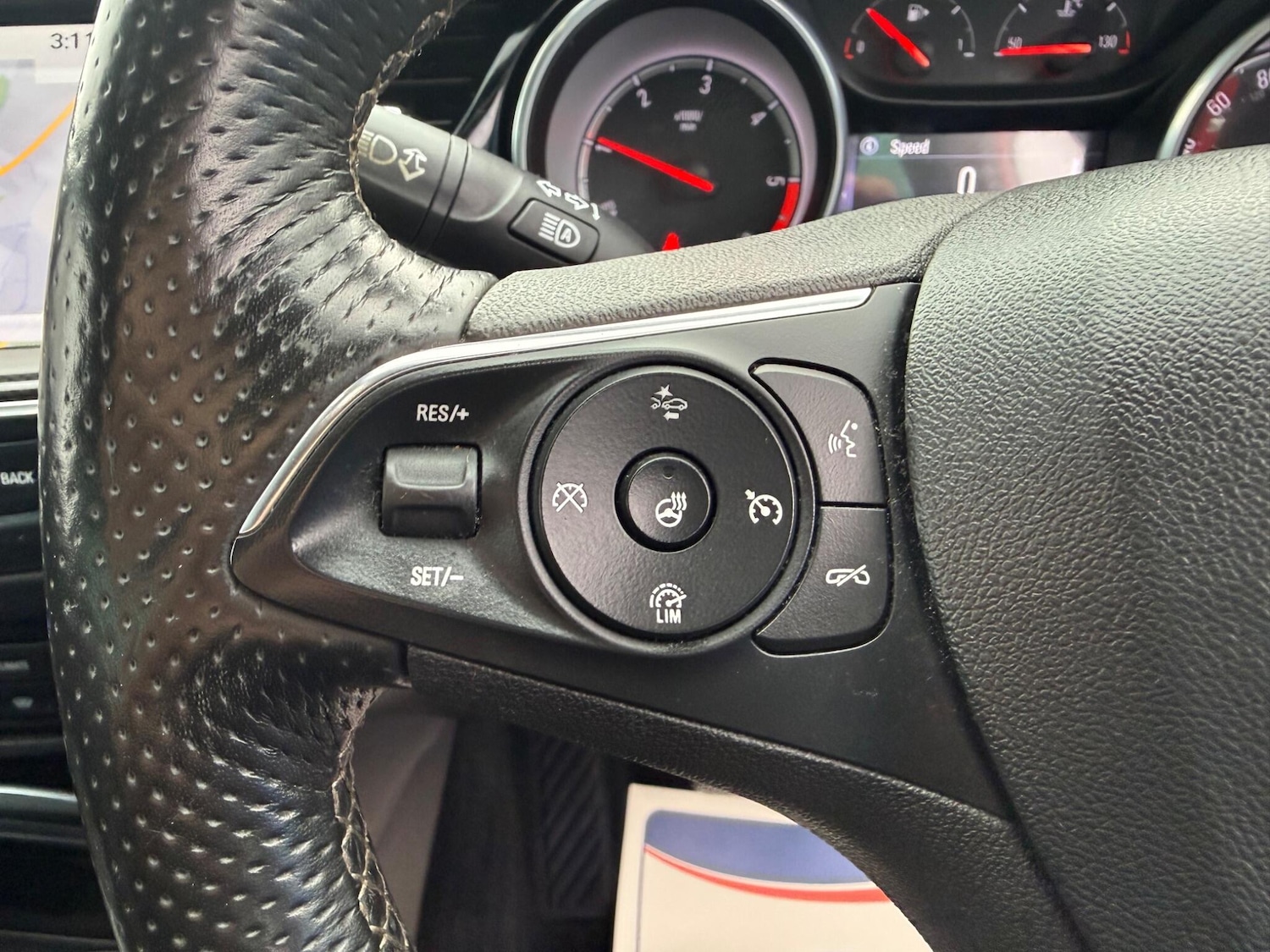 Used Vauxhall Insignia 2018 for sale - 77330872: Photo 15