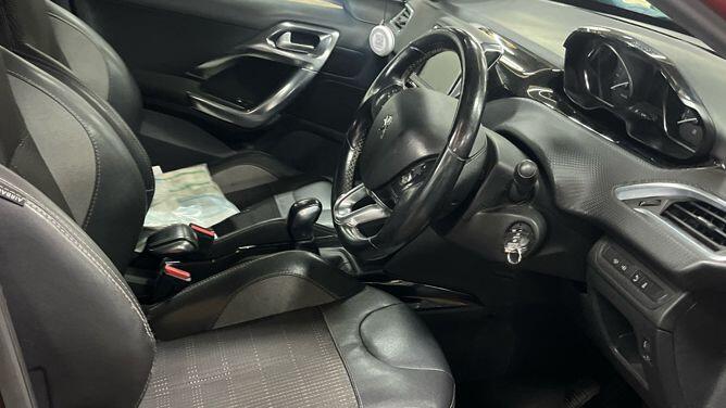 Used Peugeot 2008 2017 for sale - 77723244: Photo 3