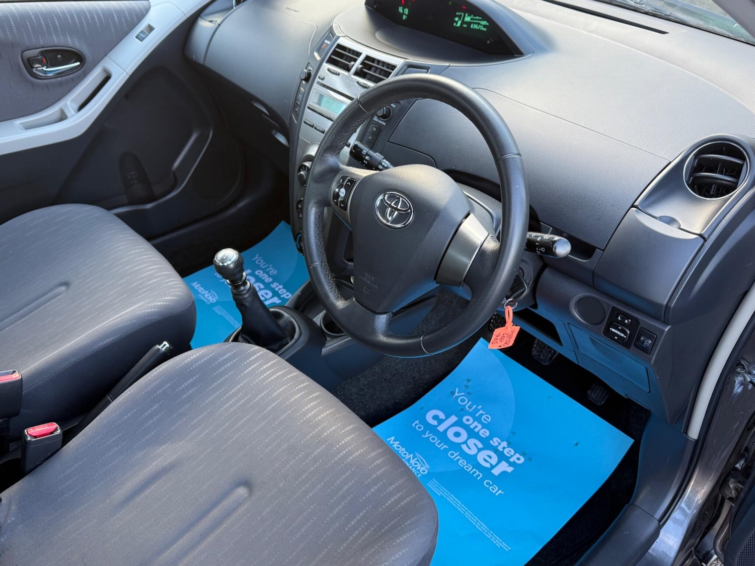 Used Toyota Yaris 2009 for sale - 77305396: Photo 11