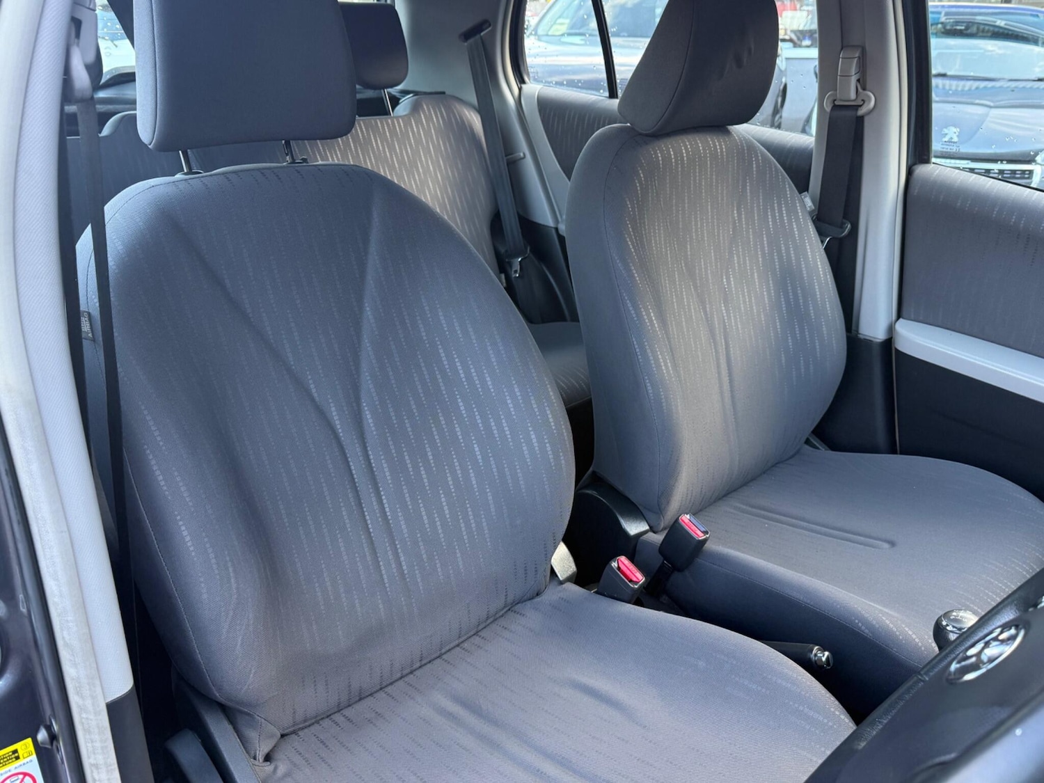 Used Toyota Yaris 2009 for sale - 77305396: Photo 13