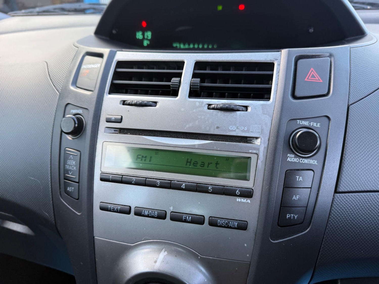 Used Toyota Yaris 2009 for sale - 77305396: Photo 19