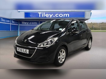 Used Peugeot 208 2016 for sale - 76936436: Photo