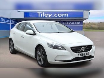 Used Volvo V40 2015 for sale - 78517096: Photo