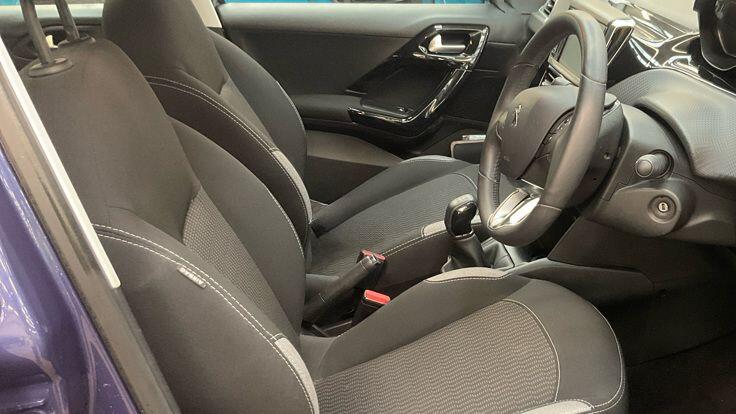 Used Peugeot 208 2016 for sale - 77939970: Photo 9