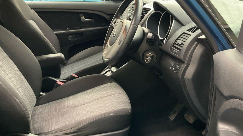 Used Kia Venga 2010 for sale - 77723245: Photo 3