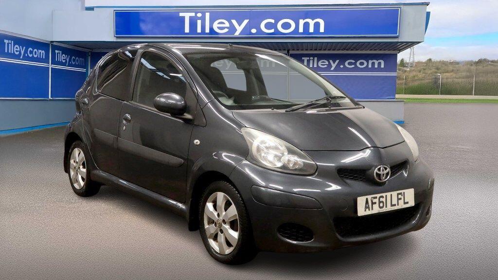 Used Toyota AYGO 2011 for sale - 76700829: Photo 1