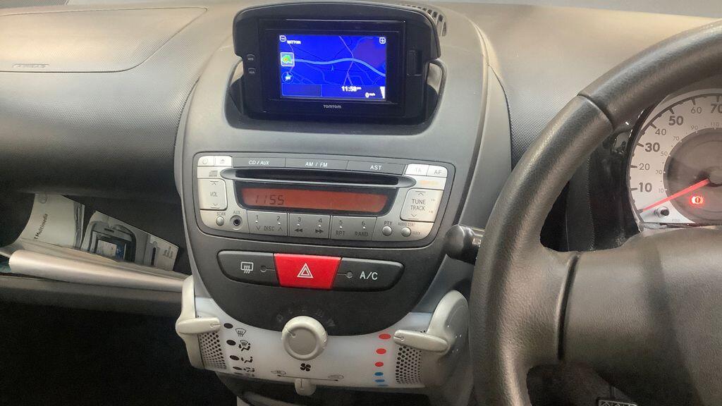 Used Toyota AYGO 2011 for sale - 76700829: Photo 10