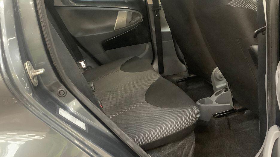 Used Toyota AYGO 2011 for sale - 76700829: Photo 12
