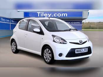 Used Toyota AYGO 2013 for sale - 79697788: Photo